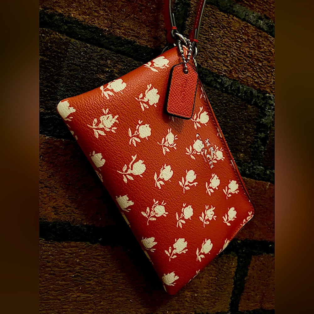 NWT Coach Floral Wristlet